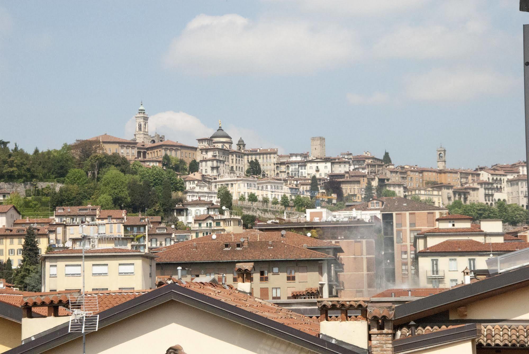 B&B Bonjour Bergamo Eksteriør billede